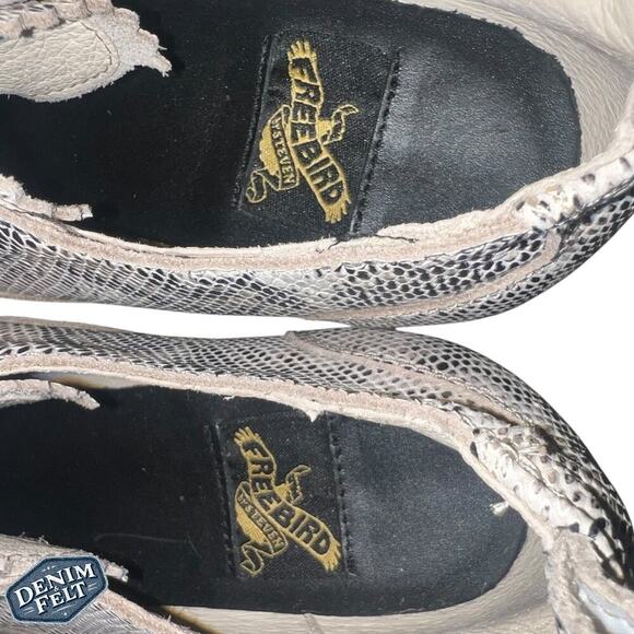 FREE BIRD Women’s SADIE BOOTIES/Boots IN WHITE PYTHON | PRELOVED!! - Picture 12 of 13